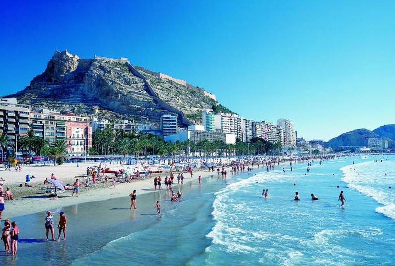 Town Hall Suite Alicante Luaran gambar